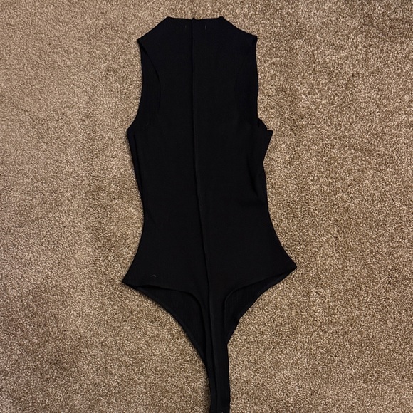 Naked Wardrobe Black Sleeveless Ribbed Bodysuit - Picture 4 of 5